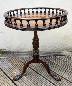 ANTIQUE GALLERIED WINE TABLE IN THE GEORGE LLL STYLE