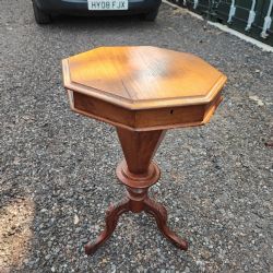 A VICTORIAN WALNUT TRUMPET WORK BOX