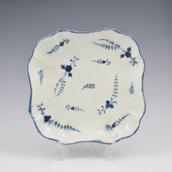 RARE DR WALL FIRST PERIOD WORCESTER PORCELAIN CHANTILLY SPRIGS SQUARE DESSERT DISH C1780