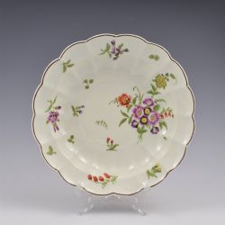 PRETTY DR WALL FIRST PERIOD WORCESTER PORCELAIN LOBED DESSERT SOUP PLATE BOWL C1765