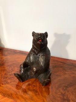 BLACK FOREST STYLE CARVED WOOD BEAR