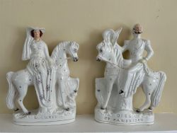 19TH CENTURY STAFFORDSHIRE FLATBACK POTTERY FIGURES OF THE DUKE AND DUCHESS OF CAMBRIDGE