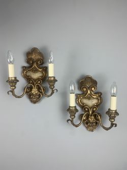 ITALIAN PAIR OF GILTWOOD WALL LIGHTS REWIRED