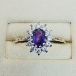 9CT GOLD VINTAGE AMETHYST AND WHITE SPINEL CLUSTER RING