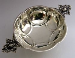 DUTCH SOLID SILVER BRANDY BOWL WHISKY QUAICH 1965 BARWARE