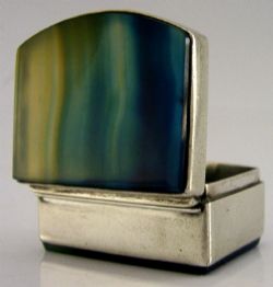 STUNNING ENGLISH STERLING SILVER BLUE AGATE BOX CHESTER 1917 ANTIQUE