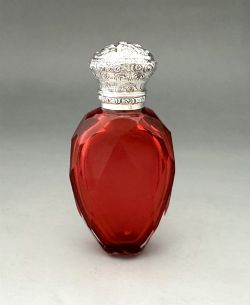 A DELIGHTFUL VICTORIAN SILVER RUBY GLASS SCENT BOTTLE