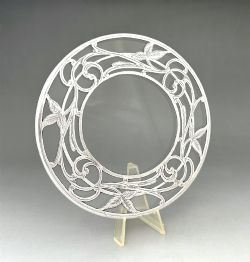 A FINE ART NOUVEAU STERLING SILVER AND GLASS TEAPOT STAND COASTER