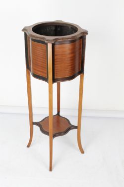EDWARDIAN MAHOGANY INLAID JARDINIRE