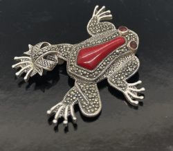 VINTAGE SILVER MARCASITE FROG BROOCH C1960