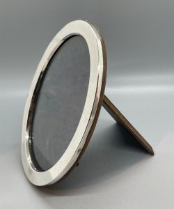GEORGE V OVAL SILVER PHOTO FRAME BIRMINGHAM 1919