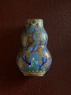 CHINESE CLOISONNE MINIATURE VASE