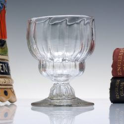 RARE GEORGIAN RIB MOULDED MONTEITH OR BONNET GLASS C1780