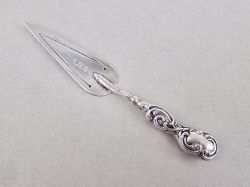 EDWARDIAN SILVER TROWEL SHAPED BOOKMARK BY CRISFORD NORRIS BIRMINGHAM 1908