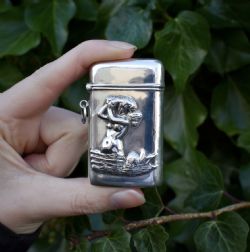 VINTAGE MERMAID REPOUSSE STERLING SILVER VESTA MATCH CASE