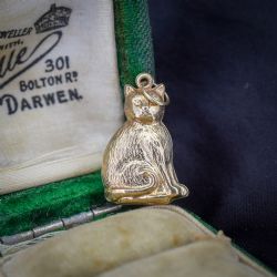 VINTAGE 9CT GOLD CAT FELINE CHARM PENDANT