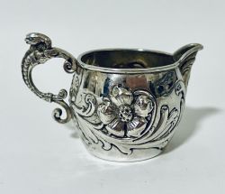 SMALL VICTORIAN SILVER CREAM JUG