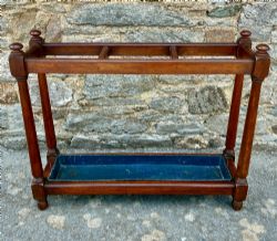 VICTORIAN MAHOGANY STICK AND UMBRELLA STAND