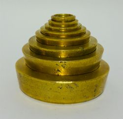 ANTIQUE BRASS BANK SOVEREIGN WEIGHTS