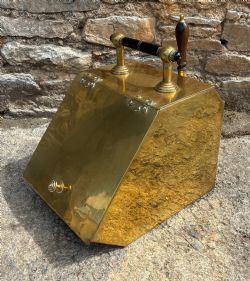 ARTS AND CRAFTS BRASS COAL SCUTTLE