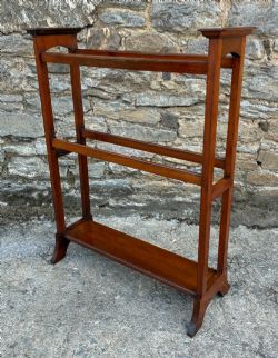 EDWARDIAN MAHOGANY TOWEL RAIL
