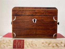 AN ANTIQUE ROSEWOOD BOX LOVELY SMALL PROPORTIONS