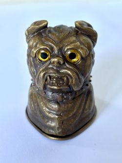 EARLY VICTORIAN NOVELTY BRASS TABLE TOP VESTA CASE MATCH SAFE BULLDOG 184050S