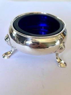 18THC GEORGE II SILVER SALT WITH BLUE GLASS LINER LONDON 1756 DAVID HENNELL I