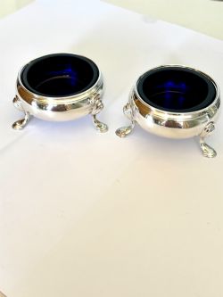 18THC GEORGE II PAIR SILVER SALTS BLUE GLASS LINER LONDON 17556 DAVID HENNELL I