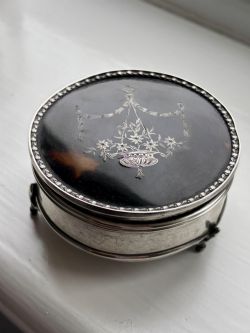 GEORGE V SILVER FAUX TORTOISESHELL DRESSING TABLE BOX OLLIVANT BOTSFORD 1911