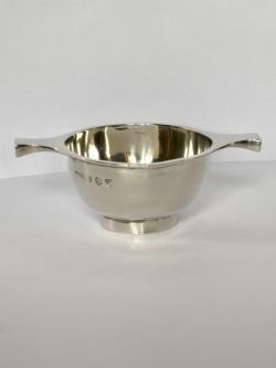 SMALL ANTIQUE SCOTTISH SILVER QUAICH EDINBURGH 1926 BROOK SON