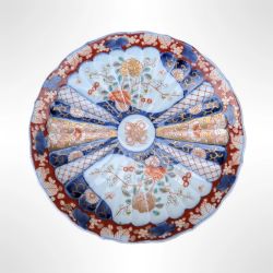 PRETTY JAPANESE IMARI PLATE