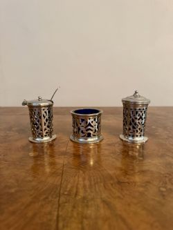 PRETTY ANTIQUE EDWARDIAN CRUET SET