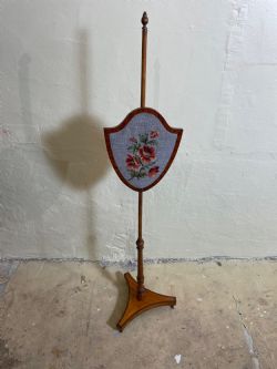 VICTORIAN SATINWOOD POLE SCREEN
