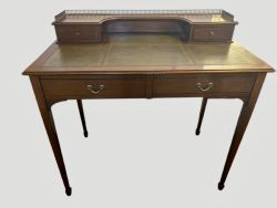 EDWARDIAN MAHOGANY WRITING TABLE