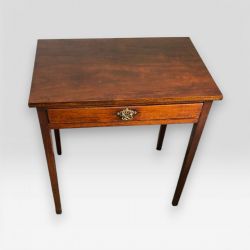 SMALL GEORGE III MAHOGANY SIDE TABLE