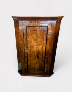 GEORGE III WALNUT CORNER CUPBOARD