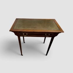 EDWARDIAN MAHOGANY AND SATINWOOD WRITING TABLE