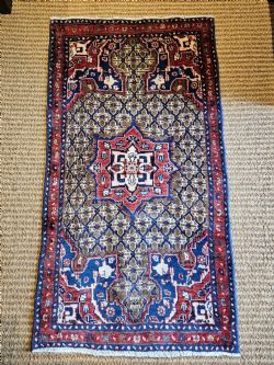 HEARTH SIZED RUG