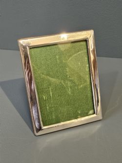 GEORGE V SILVER PHOTO FRAME
