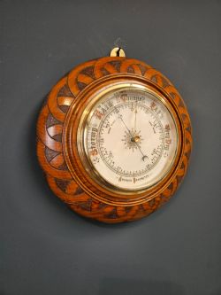 VICTORIAN TURNED OAK CASED BAROMETER