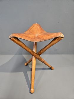ARTS AND CRAFTS FOLDING CAMPAIGN STOOL
