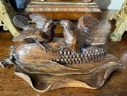 BLACK FOREST DOUBLE INKWELL AS TWO BIRDS ON CORN