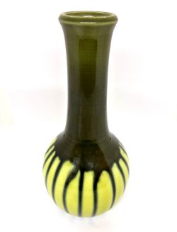 BURMANTOFT'S POTTERY VASE
