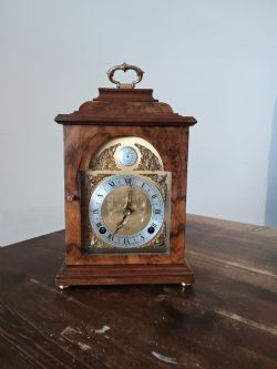BURR WALNUT ELLIOTT STRIKING BRACKET CLOCK