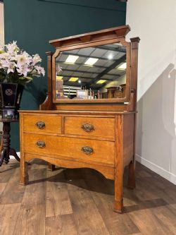 ART NOUVEAU OAK DRESSING TABLE